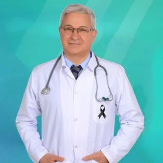 Doç. Dr. Ünsal Özkuvancı — İstanbul. Portre fotoğrafı.