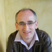 Dr. Selim Demirci — Psikiyatri, Çorum. Portre fotoğrafı.