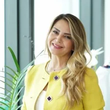 Prof. Dr. Alev Leventoğlu — Nöroloji, Ankara. Portre fotoğrafı.