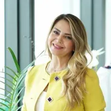 Prof. Dr. Alev Leventoğlu — Nöroloji, Ankara. Portre fotoğrafı.