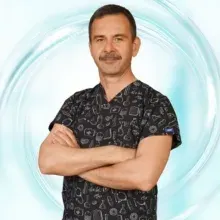 Op. Dr. Aşkın Karaca — Genel Cerrahi, Manisa. Portre fotoğrafı.