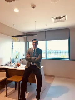 Op. Dr. Erdinç Genç profilinde yer alan galeri fotoğrafı.