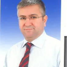 Prof. Dr. Ramazan Sarı — Antalya. Portre fotoğrafı.