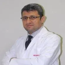 Prof. Dr. Ercan Gedik — Genel Cerrahi, Diyarbakır. Portre fotoğrafı.