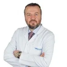 Op. Dr. Ömer Lütfi Aksoy — Kalp Ve Damar Cerrahisi, Antalya. Portre fotoğrafı.