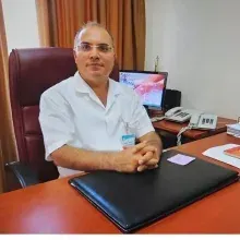 Uzm. Dr. Mehmet Bozkurt — İzmir. Portre fotoğrafı.