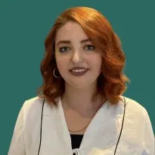 Psk. Özlem Eker — Psikoloji, Balıkesir. Portre fotoğrafı.