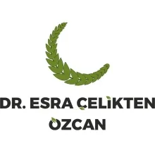 Dr. Esra Çelikten Özcan — Pratisyen, Afyonkarahisar. Portre fotoğrafı.