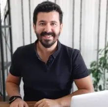 Dyt. Sercan Aparı — Diyetisyen, Kocaeli. Portre fotoğrafı.