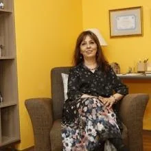 Prof. Dr. Nurper Erberk Özen — Psikiyatri, Ankara. Portre fotoğrafı.