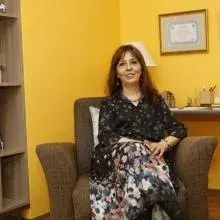 Prof. Dr. Nurper Erberk Özen — Psikiyatri, Ankara. Portre fotoğrafı.