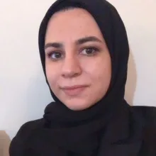 Psk. Şeyma Alkaş — Psikoloji. Portre fotoğrafı.