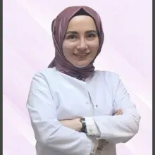 Dr. Dt. Merve Kurt Bıyıklıoğlu — İstanbul. Portre fotoğrafı.
