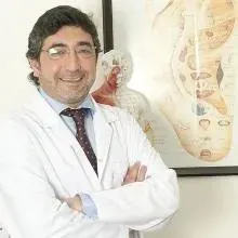 Dr. Tolga Turan — Denizli. Portre fotoğrafı.
