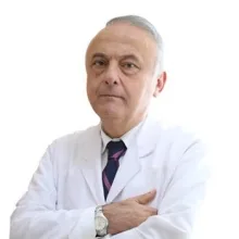 Uzm. Dr. Tuncay Beyhan — İç Hastalıkları, Sultangazi, İstanbul. Portre fotoğrafı.