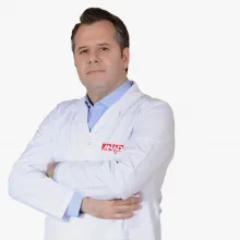 Doç. Dr. Fatih Kuzu — İstanbul. Portre fotoğrafı.