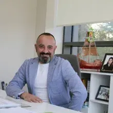 Doç. Dr. Sezai Aydın — Genel Cerrahi, Ankara. Portre fotoğrafı.