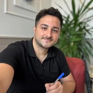 Psk. Ali Güneş — Psikoloji. Portre fotoğrafı.