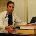 Dr. Alı Ekber Zeynisoy — İç Hastalıkları, Antalya. Portre fotoğrafı.