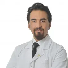 Op. Dr. Dorukcan Akıncıoğlu — Göz Hastalıkları, Karaman. Portre fotoğrafı.