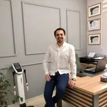 Dyt. Metin Koşun — Diyetisyen. Portre fotoğrafı.