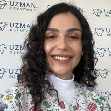 Dr. Dt. Merve Yaşar — Kayseri. Portre fotoğrafı.