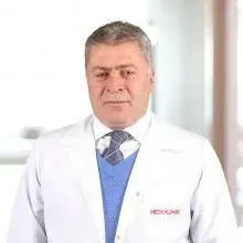 Prof. Dr. Aydın Nadir — Göğüs Cerrahisi, Yenimahalle, Ankara. Portre fotoğrafı.