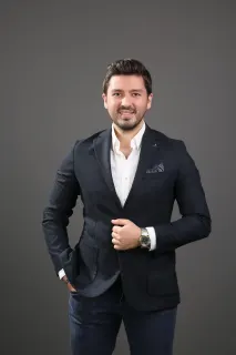 Dt. Emre Özbay profilinde yer alan galeri fotoğrafı.