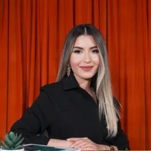 Psk. Merve İnci — Psikoloji, İstanbul. Portre fotoğrafı.