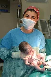Op. Dr. Alev Ö. Özdemir Karabağ profilinde yer alan galeri fotoğrafı.