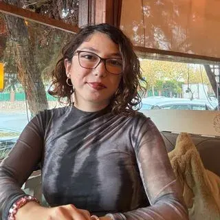 Psk. Damla Çoşkun — Psikoloji, Tekirdağ. Portre fotoğrafı.