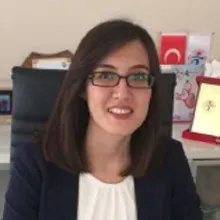 Dyt. Hamiyet Aslanoğlu — Diyetisyen, Ankara. Portre fotoğrafı.