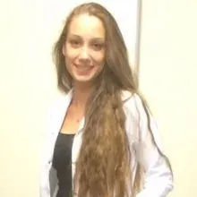 Kl. Psk. Nazlım Aybüke Yalçın — Psikoloji, İstanbul. Portre fotoğrafı.