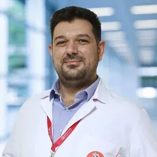 Op. Dr. Nurullah Büyükgül — Beyin Ve Sinir Cerrahisi, Melikgazi, Kayseri. Portre fotoğrafı.