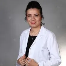 Doç. Dr. Semra Acer — Göz Hastalıkları, Denizli. Portre fotoğrafı.