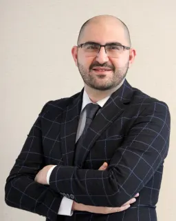 Doç. Dr. Alper Ural profilinde yer alan galeri fotoğrafı.