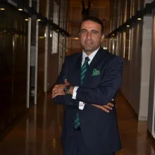 Prof. Dr. Soner Şahin — Beyin Ve Sinir Cerrahisi, Beykoz, İstanbul. Portre fotoğrafı.