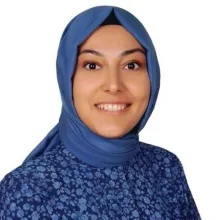 Esra Hasbal — Çocuk Gelişimi, İstanbul. Portre fotoğrafı.