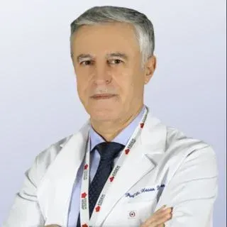 Prof. Dr. Hasan Dursun — Fiziksel Tıp Ve Rehabilitasyon, Ümraniye, İstanbul. Portre fotoğrafı.