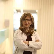 Psk. Çiğdem Demirsoy — Psikoloji, Ümraniye, İstanbul. Portre fotoğrafı.