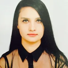 Dyt. Hacer Yeşilbayrak Akça — Diyetisyen, Kahramanmaraş. Portre fotoğrafı.