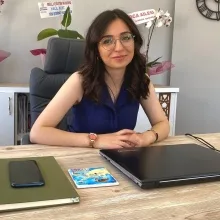 Dyt. Ayşe Nur Turan — Diyetisyen, Sivas. Portre fotoğrafı.