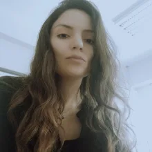 Psk. Nazan Tunç — Psikoloji. Portre fotoğrafı.