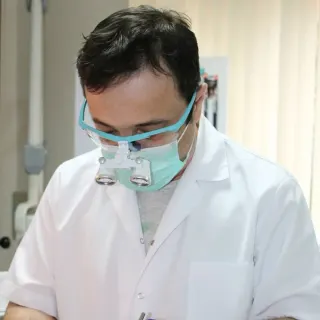 Dr. Dt. Emre Eti profilinde yer alan galeri fotoğrafı.
