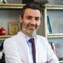 Prof. Dr. Mustafa Hakan Zor — Kalp Ve Damar Cerrahisi, Ankara. Portre fotoğrafı.