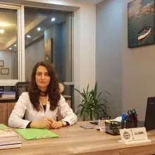 Dyt. Esra Temirkıran — Diyetisyen, Kocaeli. Portre fotoğrafı.