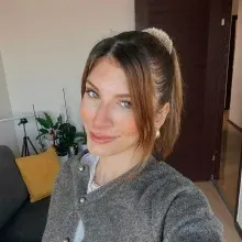 Psk. Miray Temel — Psikoloji, Denizli. Portre fotoğrafı.