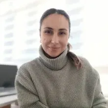 Kl. Psk. Buse Samra Uzar — Psikoloji. Portre fotoğrafı.